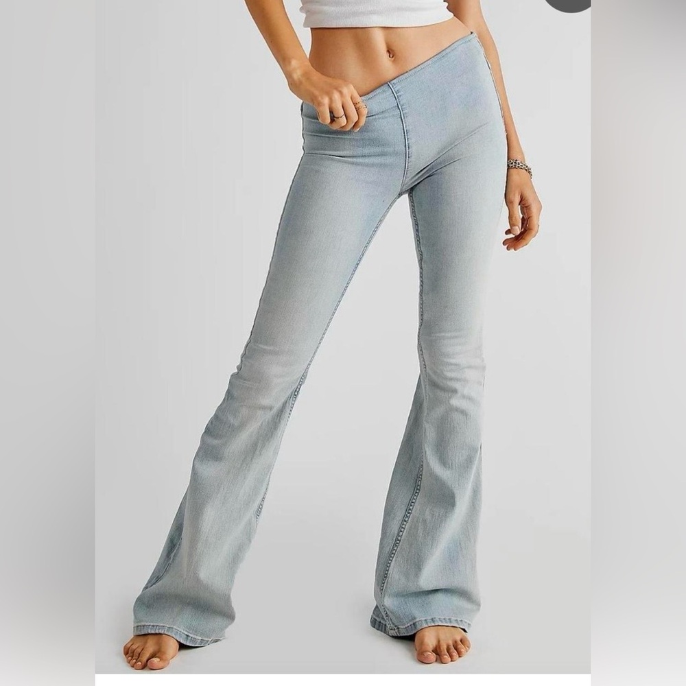 We The Free 27 Light Wash Flare Jeans High Rise Bell Bottom